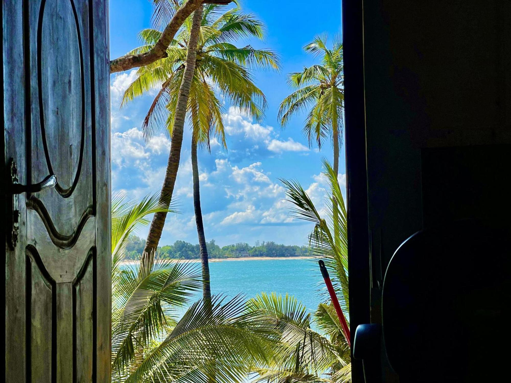 Coconut Hill Arugam Bay Hostel ภายนอก รูปภาพ